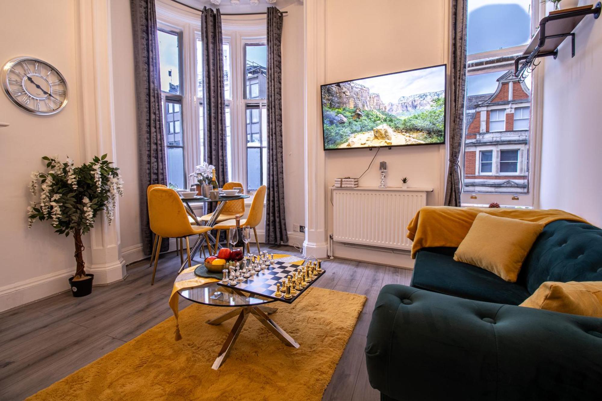 Luxurious Apartments On Oxford Street Londres Exterior foto