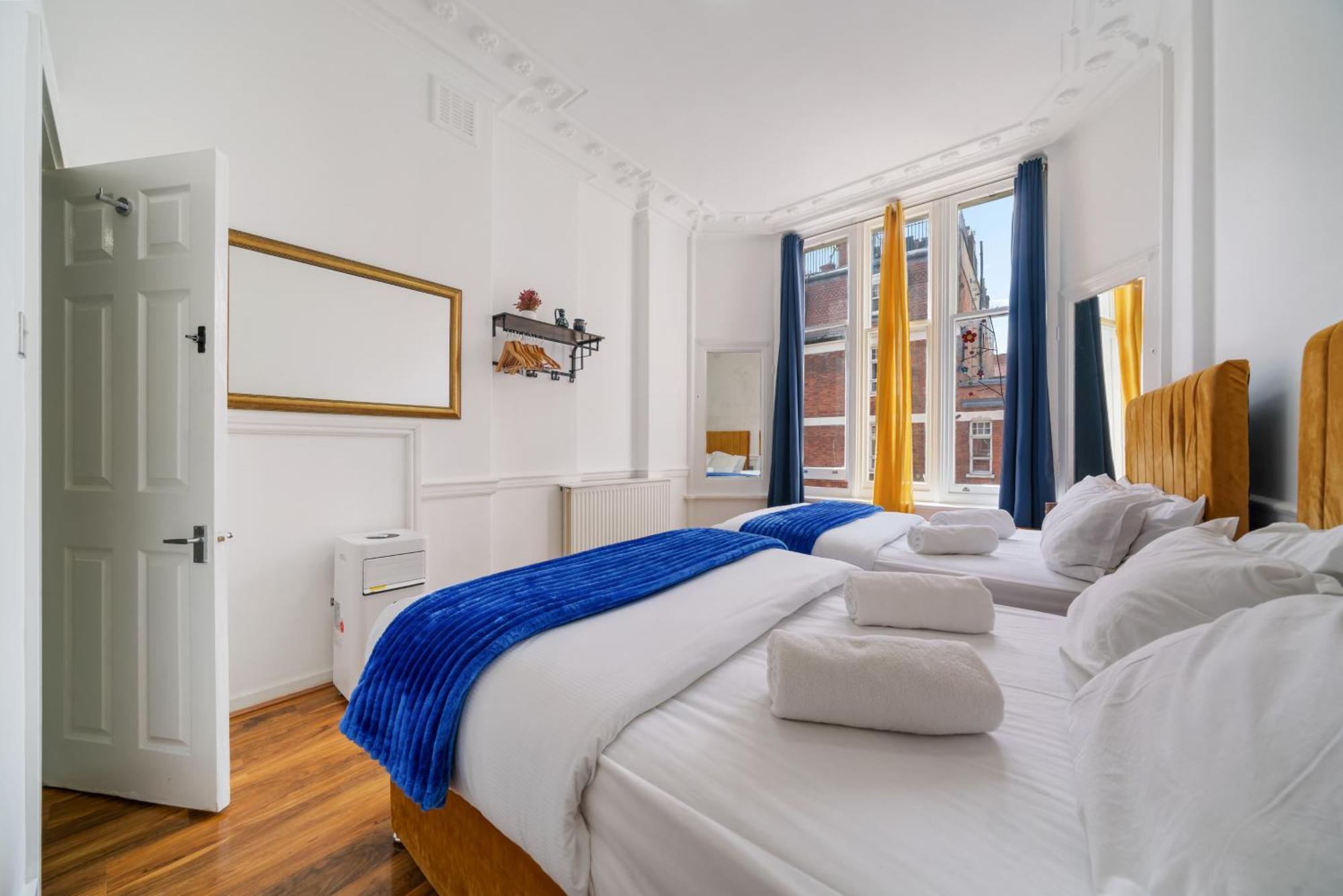 Luxurious Apartments On Oxford Street Londres Exterior foto